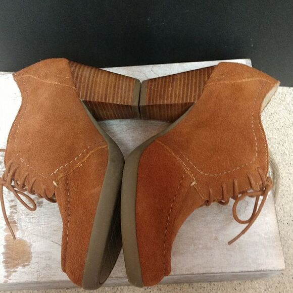 👍 Rust Colored Suede Booties Size 6.5.  Retro 70 s look!  A6 - Picture 4 of 4